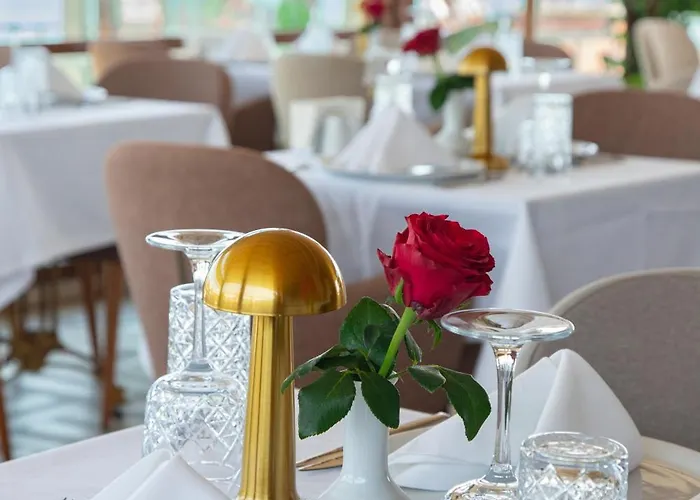 Hotel Nayla Palace Hotel-special Category *