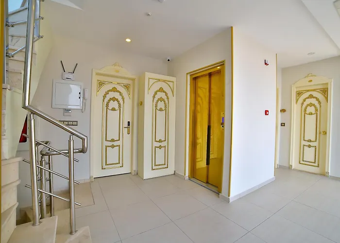 Hotel Nayla Palace Hotel-special Category